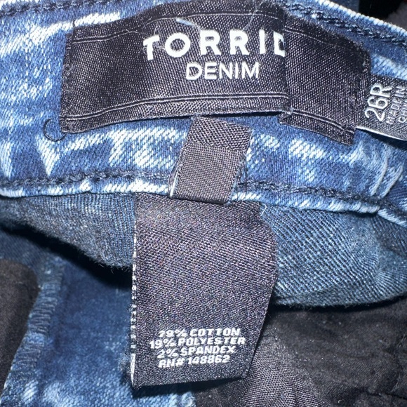 Torrid Cropped Skinny Jeans Acid Wash Mid Rise Stretch Blue Women's Plus Size 26 - Picture 6 of 11